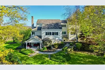 18 Cliffside Ct, Hardyston Township, NJ 07419 - Photo 1