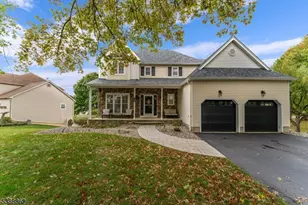 15 Byron Dr, Lopatcong Township, NJ 08865 - Photo 1