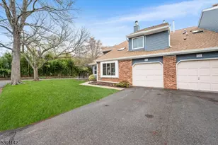 55 Cherrywood Dr, Franklin Township, NJ 08873 - Photo 3