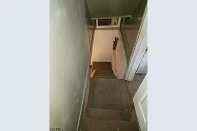 75 Osborne Pl, Irvington, NJ 07111 - Photo 31