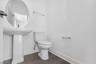 19 Parker Ln, Hanover Township, NJ 07981 - Photo 5