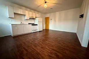 530 Valley Brook Ave, Lyndhurst Township, NJ 07071 - Photo 1