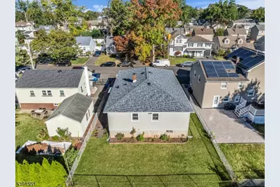 657 Summit Ave, Kenilworth, NJ 07033 - Photo 17