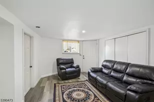 308 Clifton Ave, Newark, NJ 07104 - Photo 17