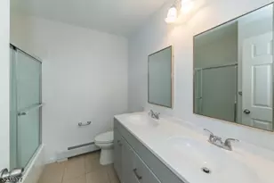 55 Gingerbread Castle Rd, Hamburg, NJ 07419 - Photo 5