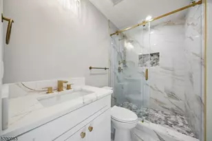 10 Buena Rd, Parsippany, NJ 07054 - Photo 27