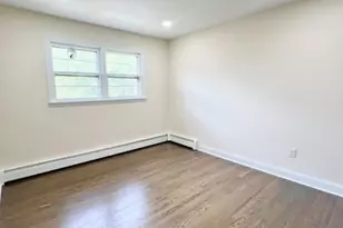 55 Lincoln Cir, Flemington, NJ 08822 - Photo 13