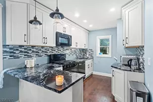 247 E 7th Ave, Roselle, NJ 07203 - Photo 5