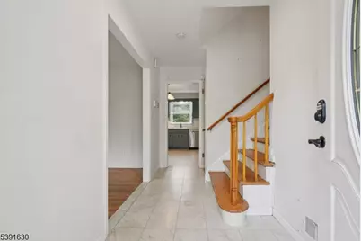 2 Pine St, Cranford Township, NJ 07016 - Photo 3