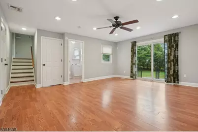 2 Pine St, Cranford Township, NJ 07016 - Photo 11