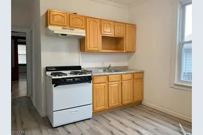 122-124 Ryerson Ave, Paterson, NJ 07502 - Photo 7