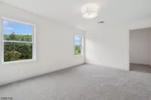 4 Sterling Dr, Wantage, NJ 07461 - Photo 33