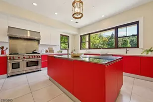 882 S Orange Ave, Millburn, NJ 07078 - Photo 23