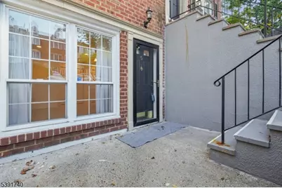 5 Rider Ct, Newark, NJ 07103 - Photo 3