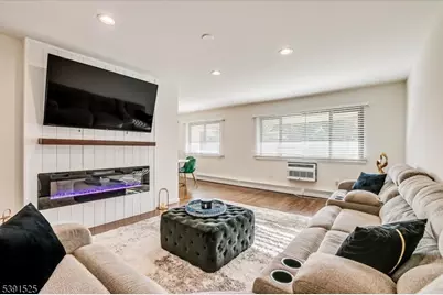 401 US Highway Rt 22 U 26 #H, North Plainfield, NJ 07060 - Photo 1