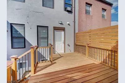 16 Eagles St, Newark, NJ 07102 - Photo 21