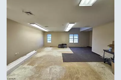 5 Walter E Foran Blvd, Raritan Township, NJ 08822 - Photo 11