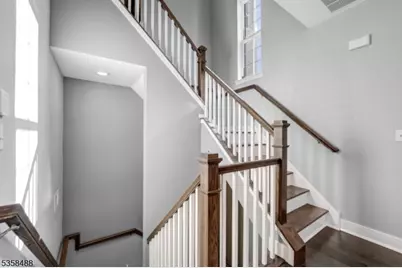 17 Veterans Way, Morris Plains, NJ 07950 - Photo 11