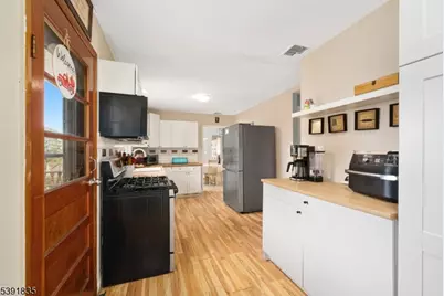 92 Susquehanna Ave, Lincoln Park, NJ 07035 - Photo 13