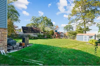 92 Susquehanna Ave, Lincoln Park, NJ 07035 - Photo 27