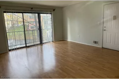 122 Irving Pl, Bernards Township, NJ 07920 - Photo 5