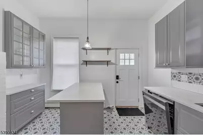 13 2nd Ave, Newark, NJ 07104 - Photo 1