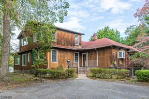 951 N Beverwyck Rd, Parsippany, NJ 07005 - Photo 1