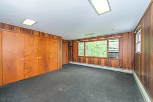 951 N Beverwyck Rd, Parsippany, NJ 07005 - Photo 25