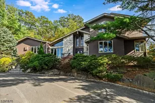 14 Putnam Rd, Livingston, NJ 07039 - Photo 1