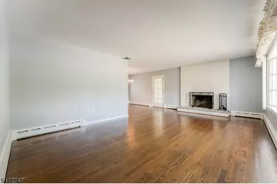 69 Cedar Grove Rd, Branchburg Township, NJ 08876 - Photo 3