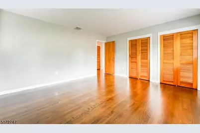 69 Cedar Grove Rd, Branchburg Township, NJ 08876 - Photo 11