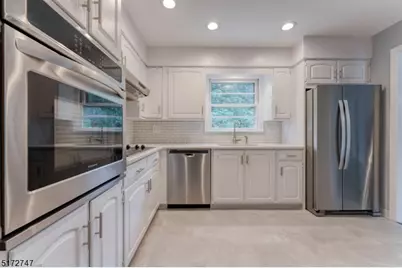 69 Cedar Grove Rd, Branchburg Township, NJ 08876 - Photo 7