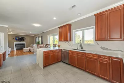 10 Salmon Ct, Mount Olive, NJ 07828 - Photo 11