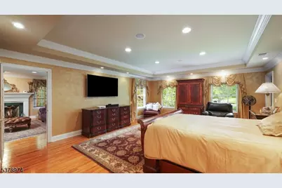 23 Charlotte Hill Dr, Bernardsville, NJ 07924 - Photo 17