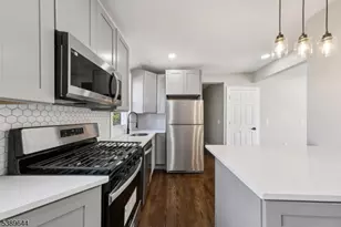 134 Park Pl, Irvington, NJ 07111 - Photo 9