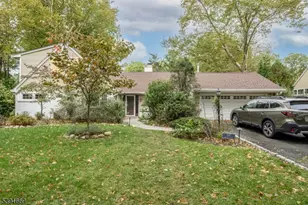 865 Norgate Dr, Ridgewood, NJ 07450 - Photo 1