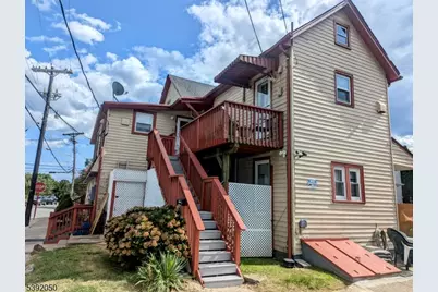 597 Belvidere Rd #2, Lopatcong Township, NJ 08865 - Photo 3