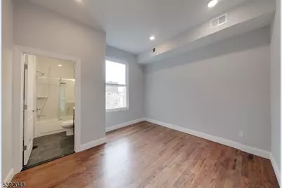 130 45th St #2, Union City, NJ 07087 - Photo 11