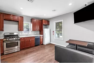 541 Union Ave, Paterson, NJ 07522 - Photo 19