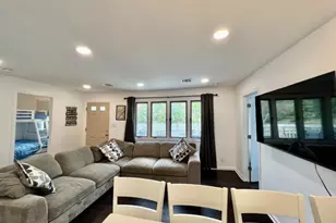 2 Hilltop Rd, Hopatcong, NJ 07821 - Photo 9