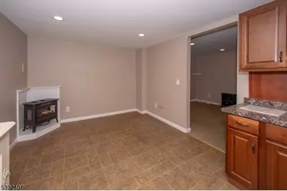 1230 State Rt 23, Wantage, NJ 07461 - Photo 11