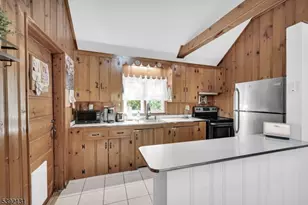 85 Breakneck Rd, Vernon Twp., NJ 07422 - Photo 9