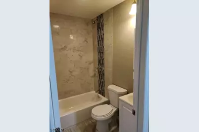 264.5 Garside St, Newark, NJ 07104 - Photo 9