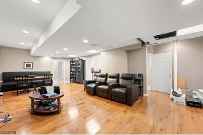 107 Hamilton Trl, Totowa, NJ 07512 - Photo 21