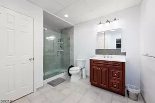 107 Hamilton Trail, Totowa, NJ 07512 - Photo 25