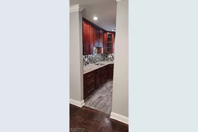 100 Luttgen Pl #B1, Linden, NJ 07036 - Photo 7