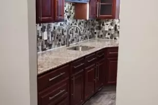 100 Luttgen Pl, Linden, NJ 07036 - Photo 7