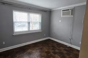 100 Luttgen Pl, Linden, NJ 07036 - Photo 13