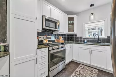 34 Phoenix Ave, Morristown, NJ 07960 - Photo 17