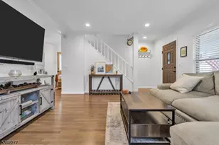 34 Phoenix Ave, Morristown, NJ 07960 - Photo 9